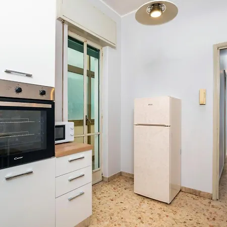 Apartamento Nicola House *